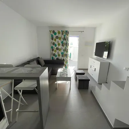 Appartement Isis House *