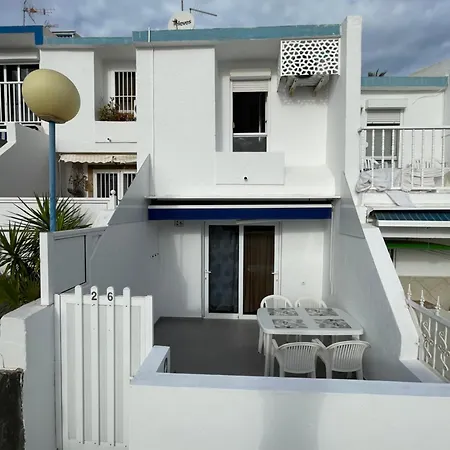 Isis House * Maspalomas (Gran Canaria)